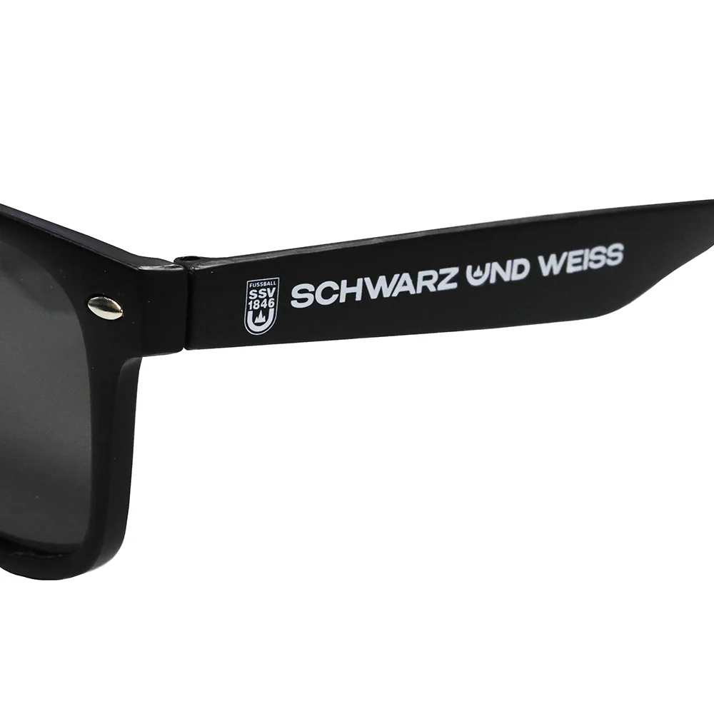 Sonnenbrille schwarz und weiss ein Leben lang - Image 3