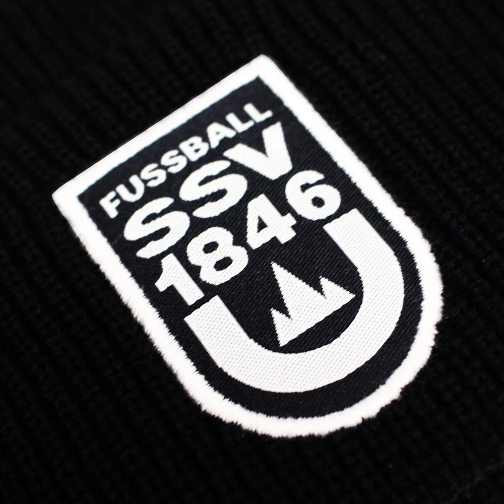 Winterstrickmütze mit Umschlag SSV Logo - Image 3